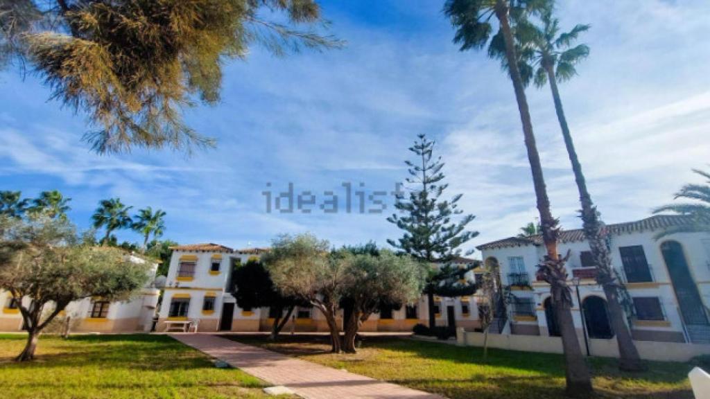 Casa independiente en San Miguel de Salinas.