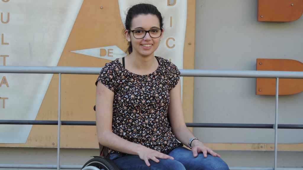 Natalia Espasandín, ahora pediatra en el Hospital Vall d'Hebron, durante su primer día de carrera.