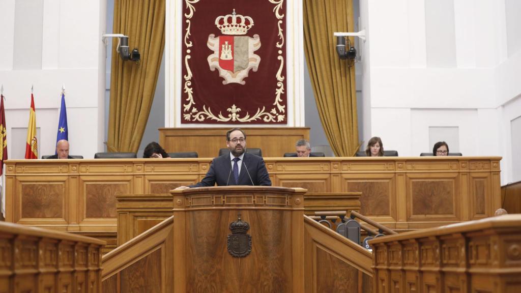 Intervención de Núñez en el pleno de las Cortes.