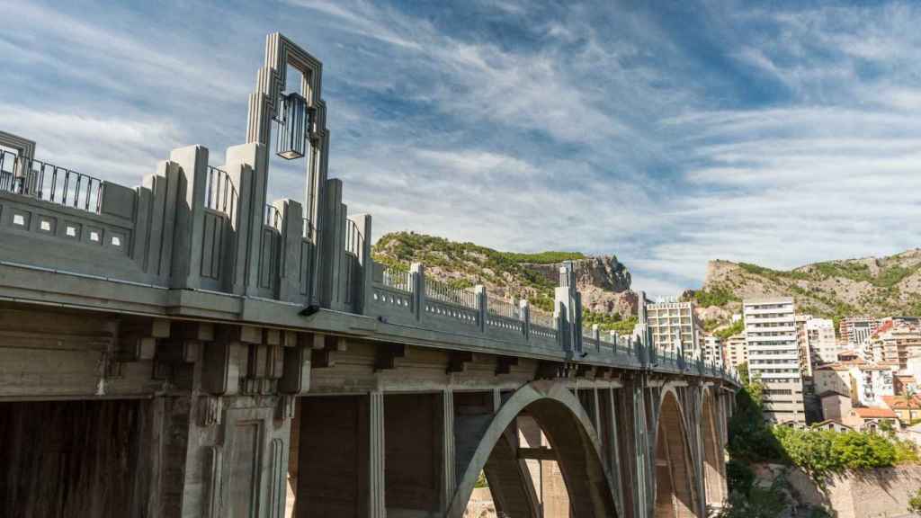 El puente de Sant Jordi en Alcoy.