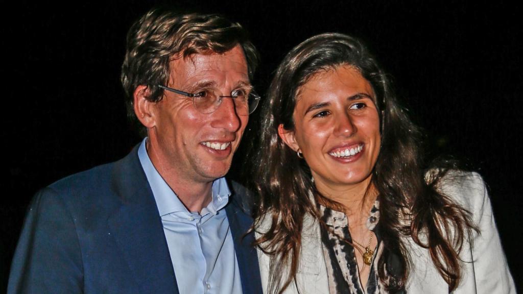 José Luis Martínez-Almeida y Teresa Urquijo, en una imagen de archivo.