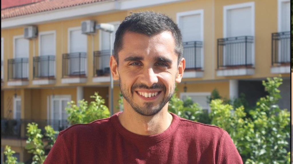 Juan (izq.) y Sergio, dos jóvenes cuya formación no concuerda con la oferta laboral existente.