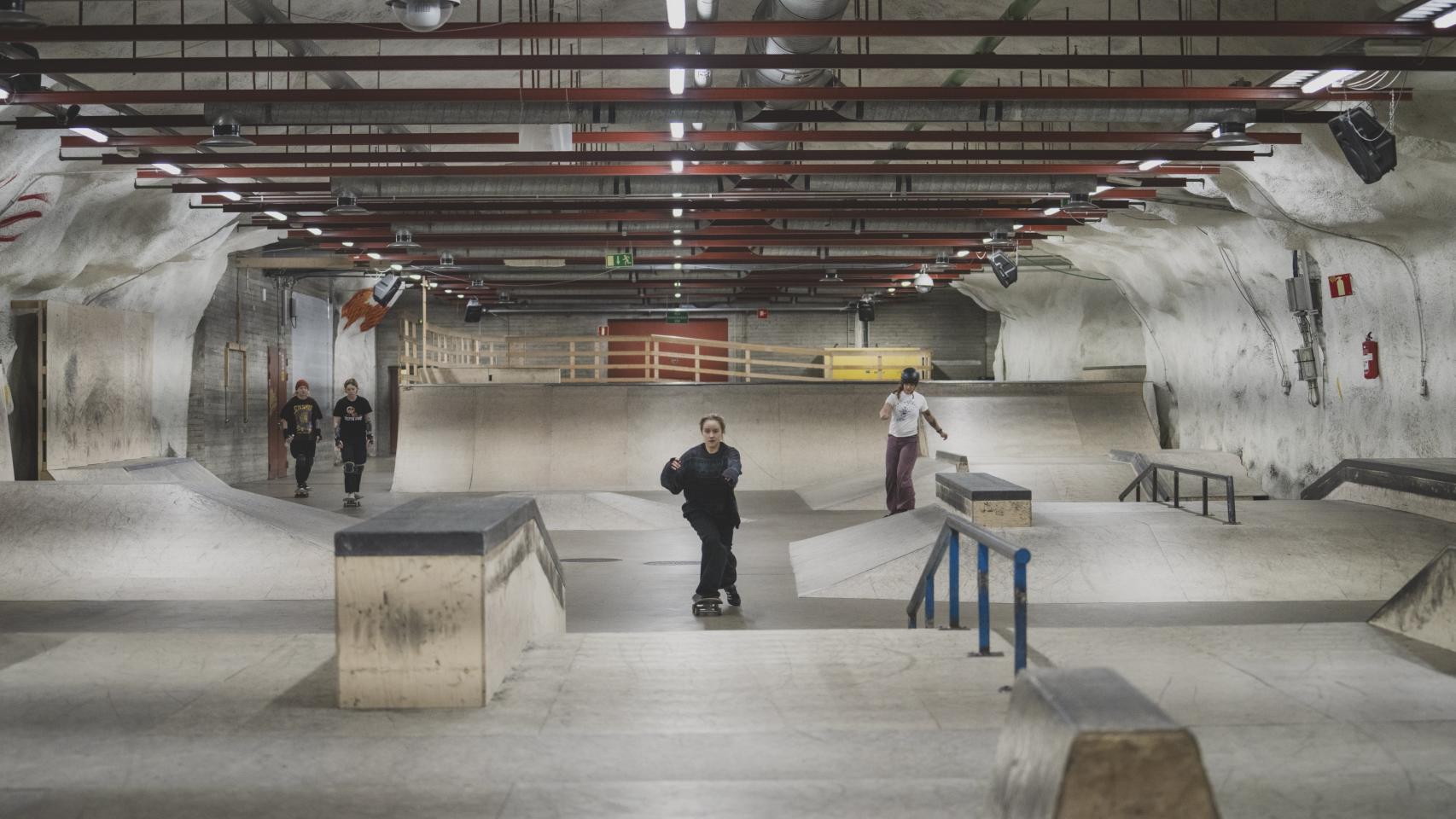 A group of skaters in the air raid shelter in the Kontula neighborhood.