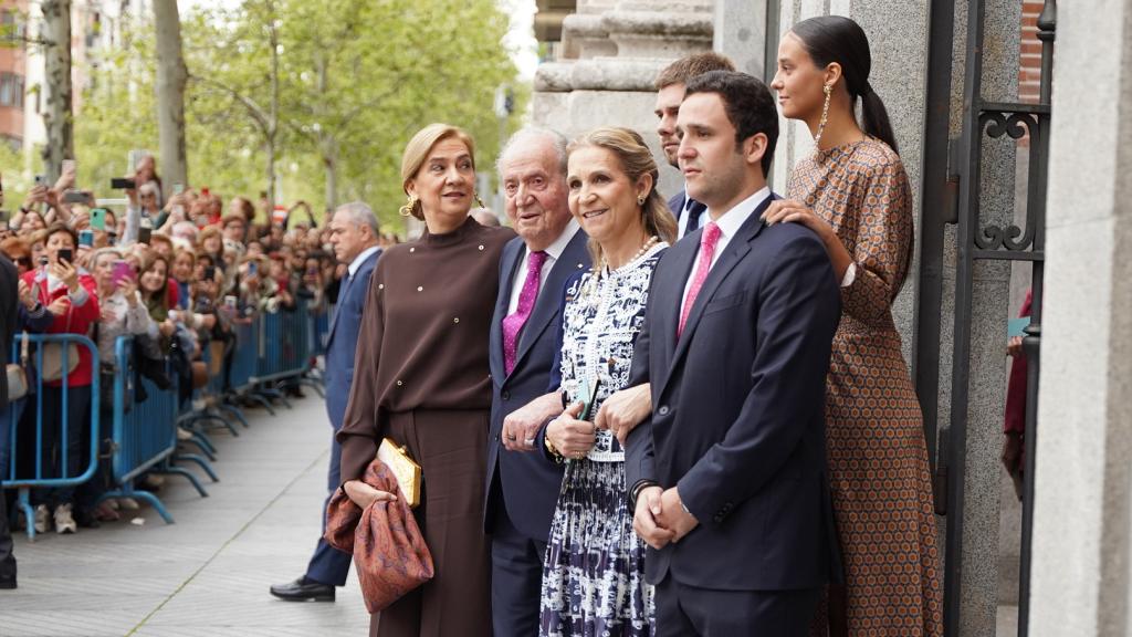 La Familia Real posa junta.