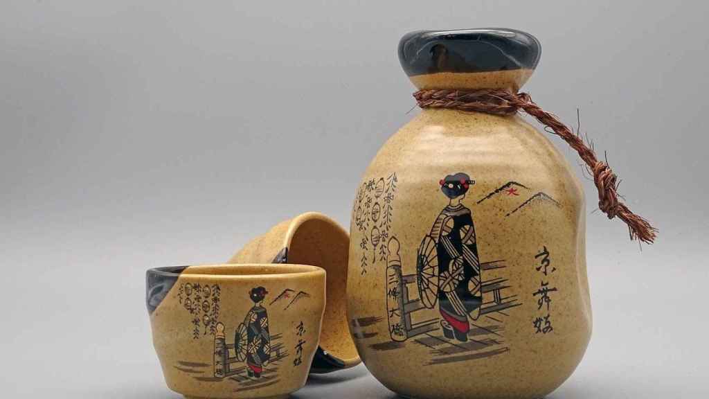 El sake es conocido como la bebida de los dioses en Japón