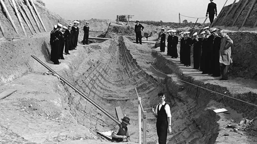 Excavación del barco funerario de Sutton Hoo en 1939