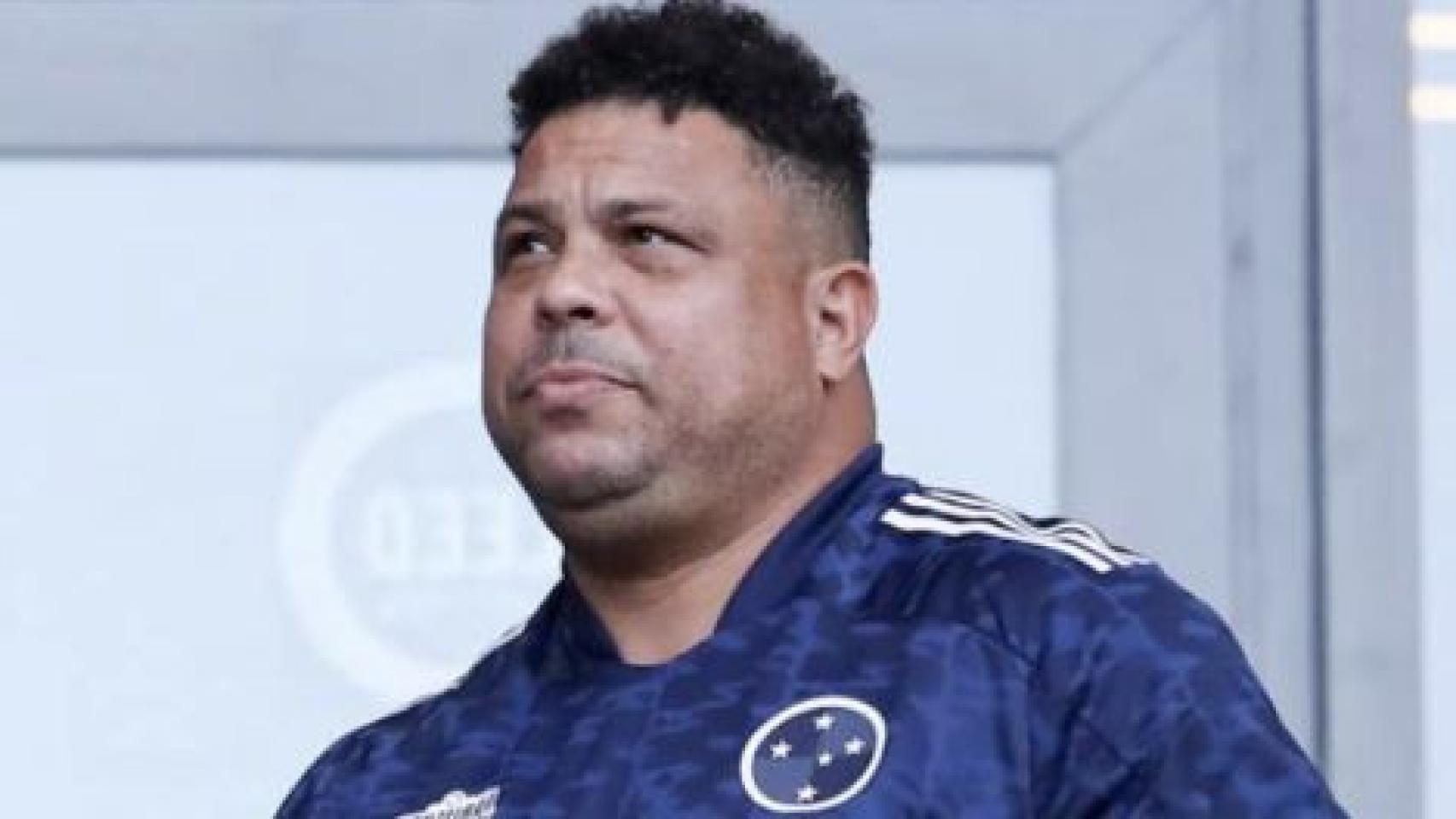 Ronaldo con la camiseta de Cruzeiro