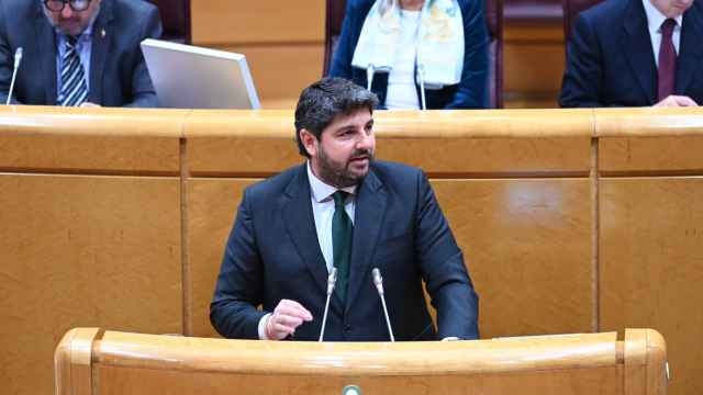 El presidente de la Región de Murcia, Fernando López Miras, durante su intervención este lunes en el Senado.