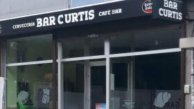 Exterior del Bar Curtis en A Coruña.