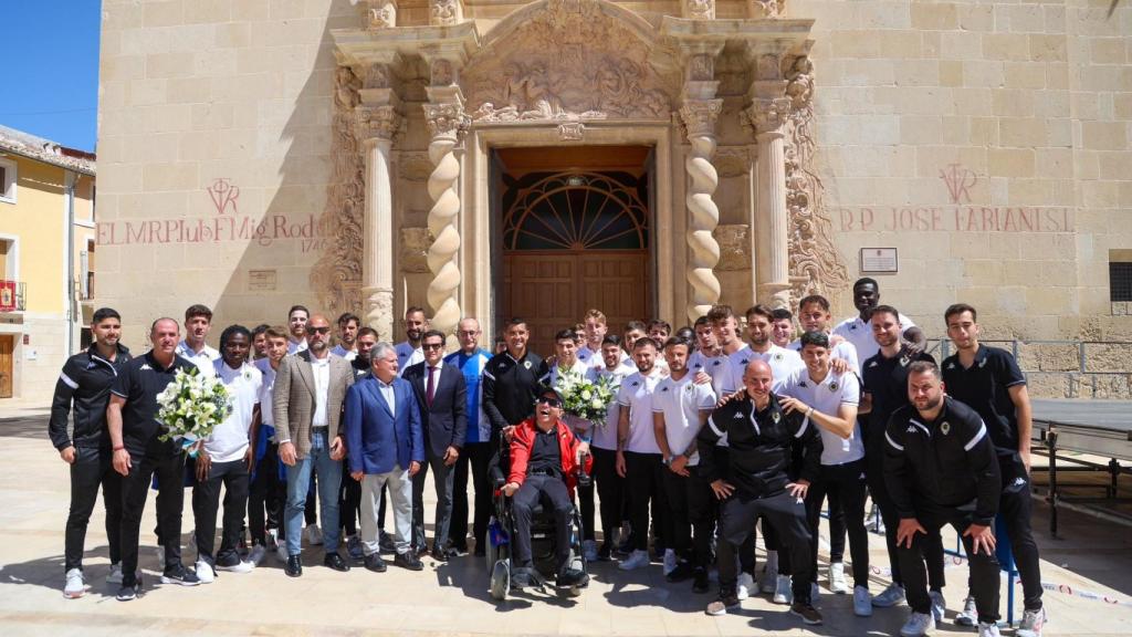 El Hércules en el monasterio de la Santa Faz.