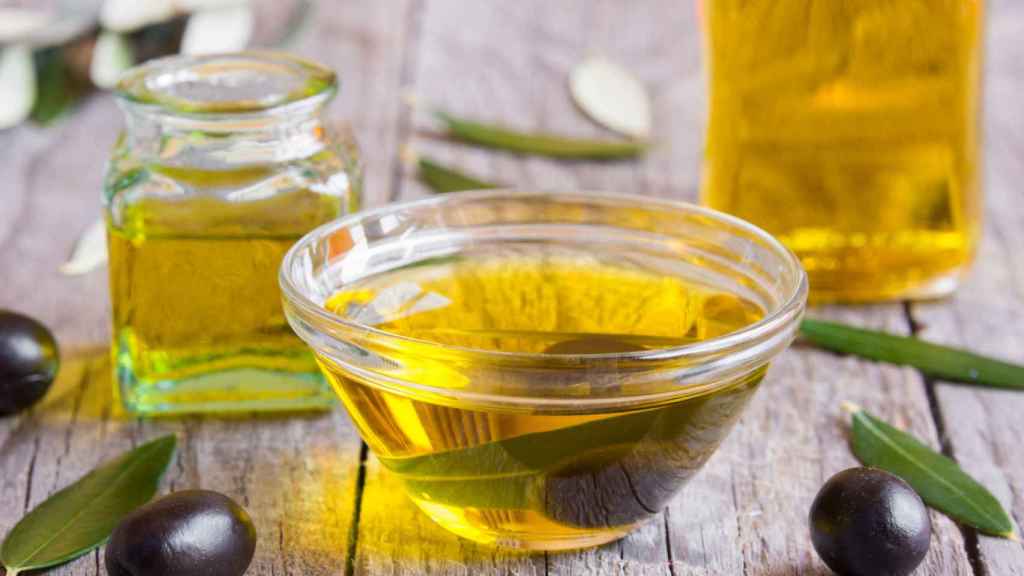 Aceite de oliva como remedio natura para la creación de colágeno.