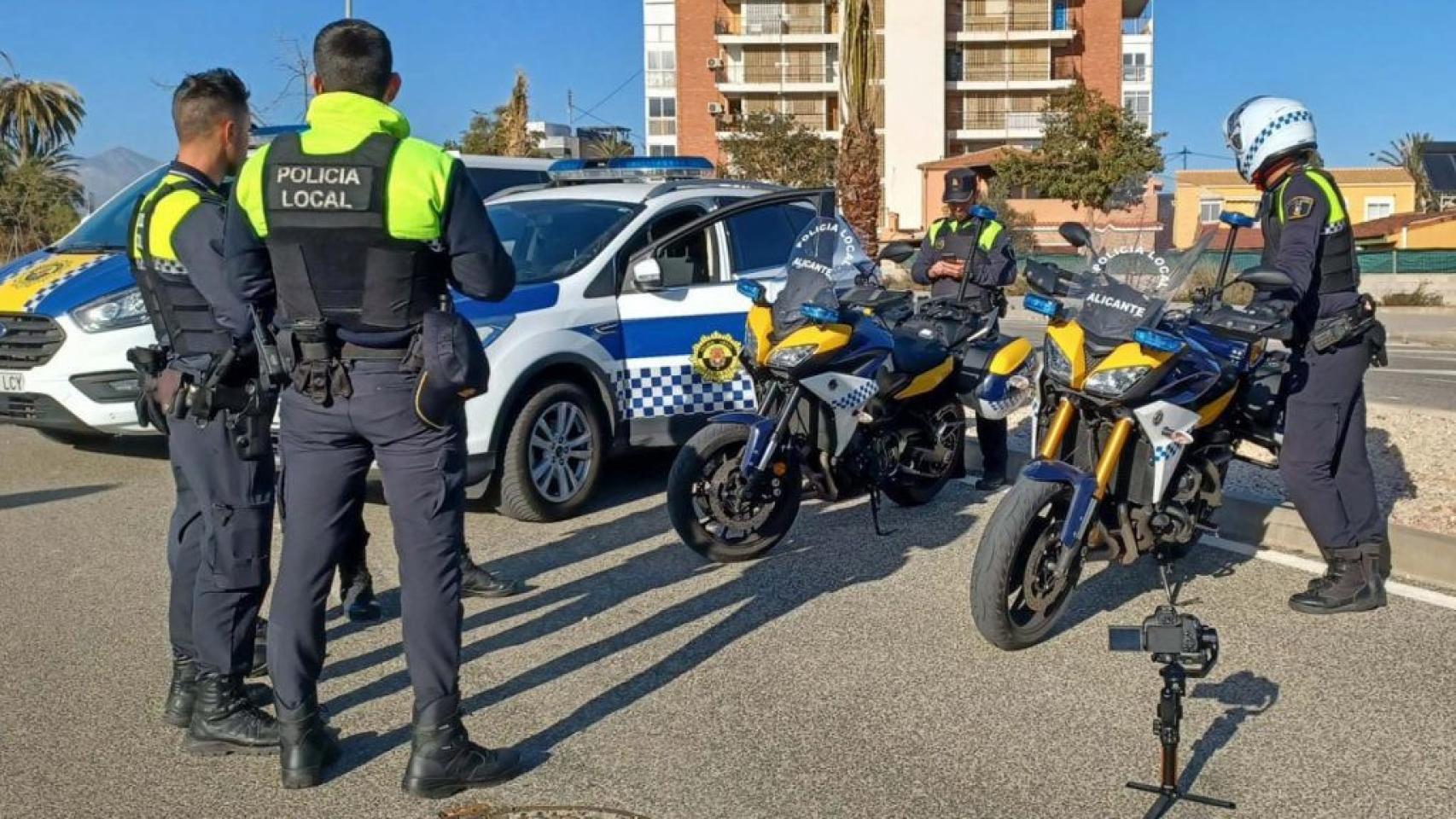 Efectivos de la Policía Local de Alicante.