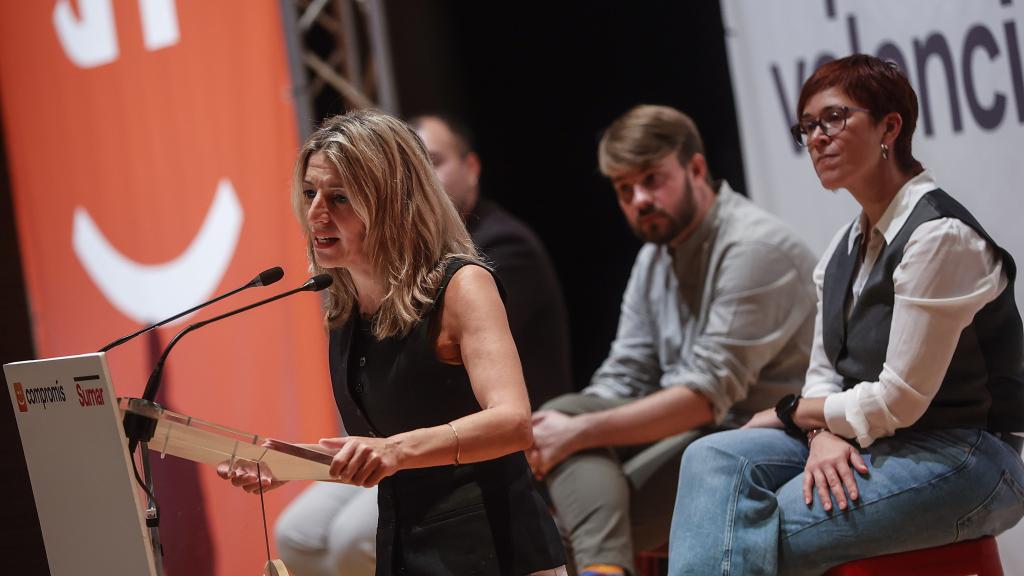 La líder de Sumar, Yolanda Díaz, interviene durante un acto de Compromís-Sumar