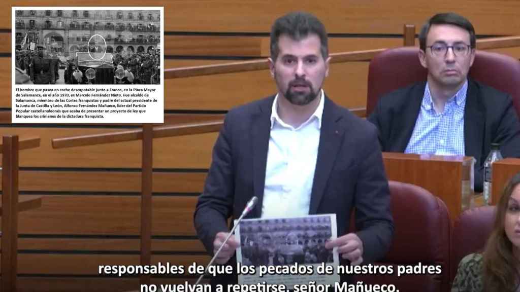 Luis Tudanca exhibe la foto del padre de Alfonso Fernández Mañueco con Francisco Franco en las Cortes y, en detalle, la fotografía