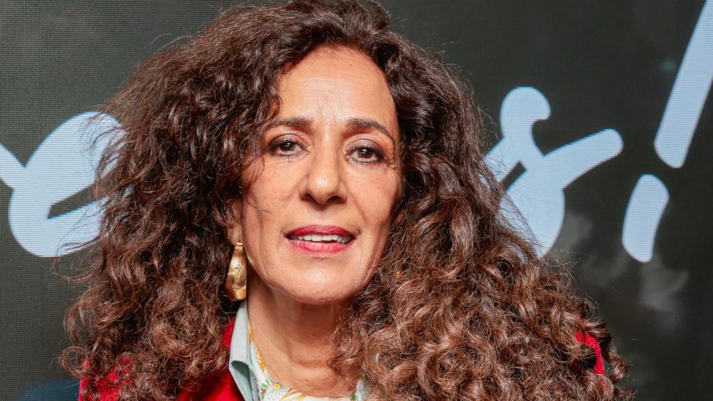 Rosario Flores.