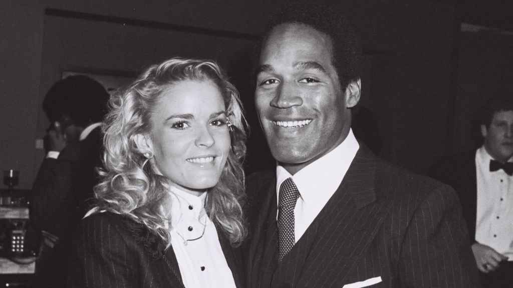 O. J. Simpson y Nicole Brown, en 1982.