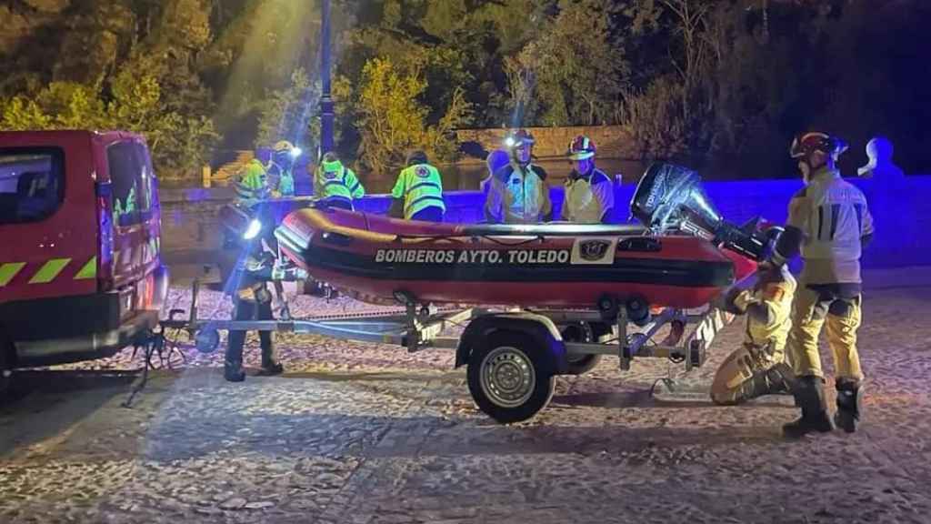Intervención de los bomberos del Ayuntamiento de Toledo.