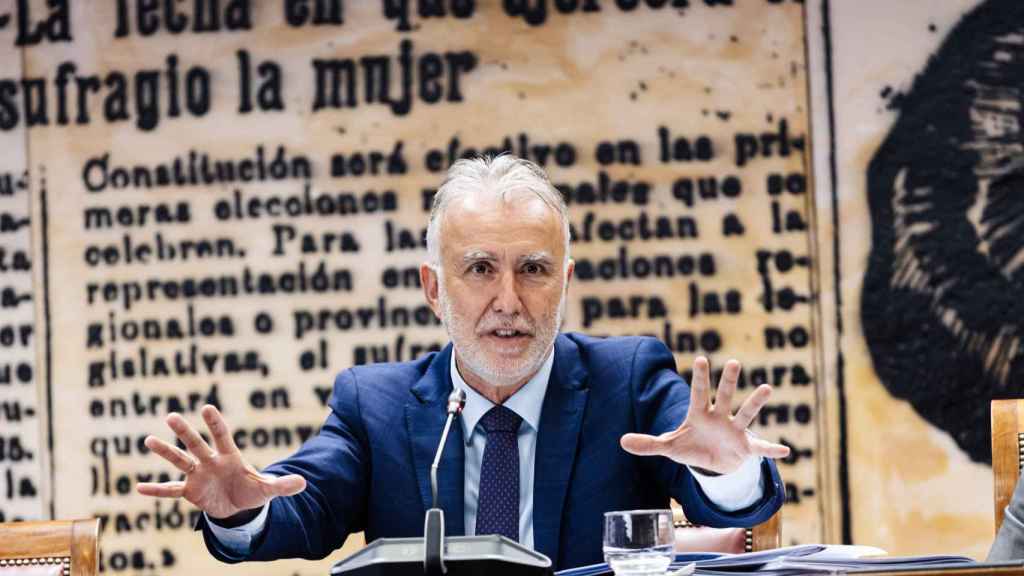 El ministro de Política Territorial y Memoria Democrática, Ángel Víctor Torres, comparece en la Comisión de Entidades Locales, en el Senado, este jueves.