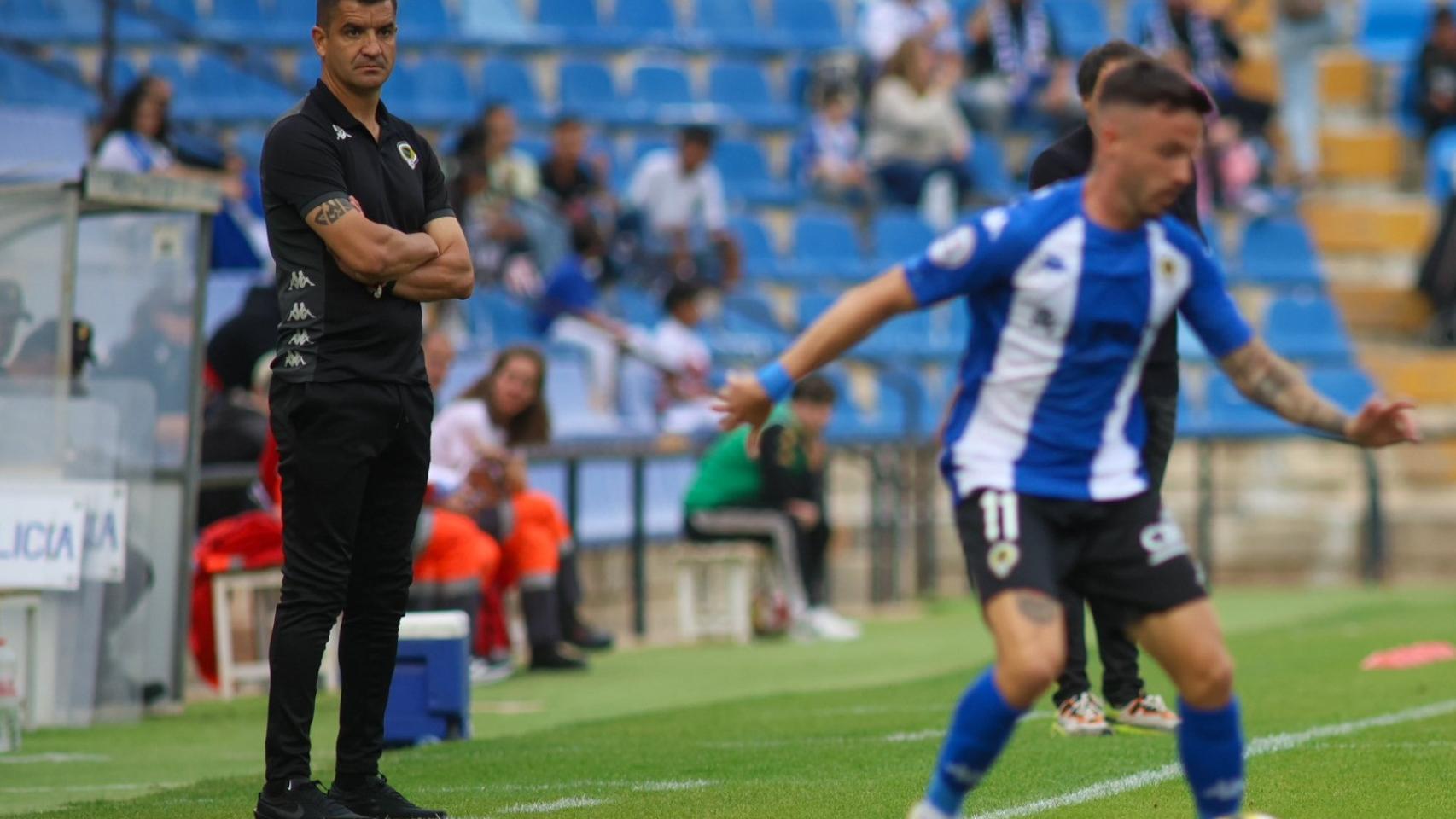 El entrenador del Hércules, Rubén Torrecilla.