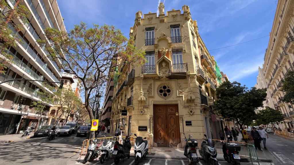 La Casa de los Dragones, uno de los edificios más peculiares de Valencia. EE