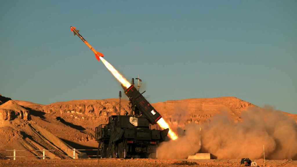 Lanzamiento de misil interceptor Python 5, el escudo de alcance intermedio de Israel