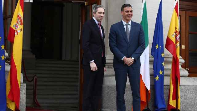 El presidente Pedro Sánchez, el pasado viernes en Dublín durante su encuentro con el primer ministro de Irlanda, Simon Harris.