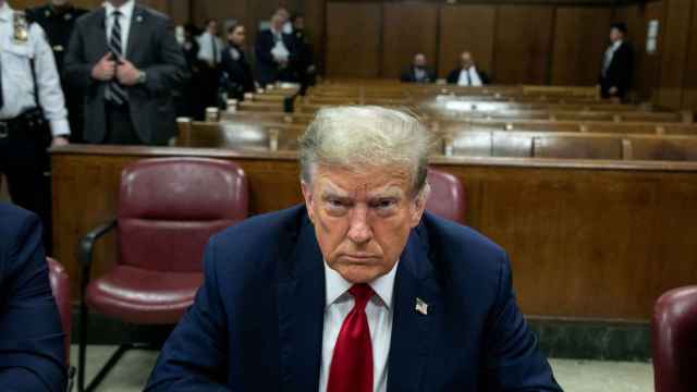 El candidato republicano a la presidencia de Estados Unidos, el expresidente Donald Trump, este lunes en el Tribunal Penal de Manhattan (Nueva York).