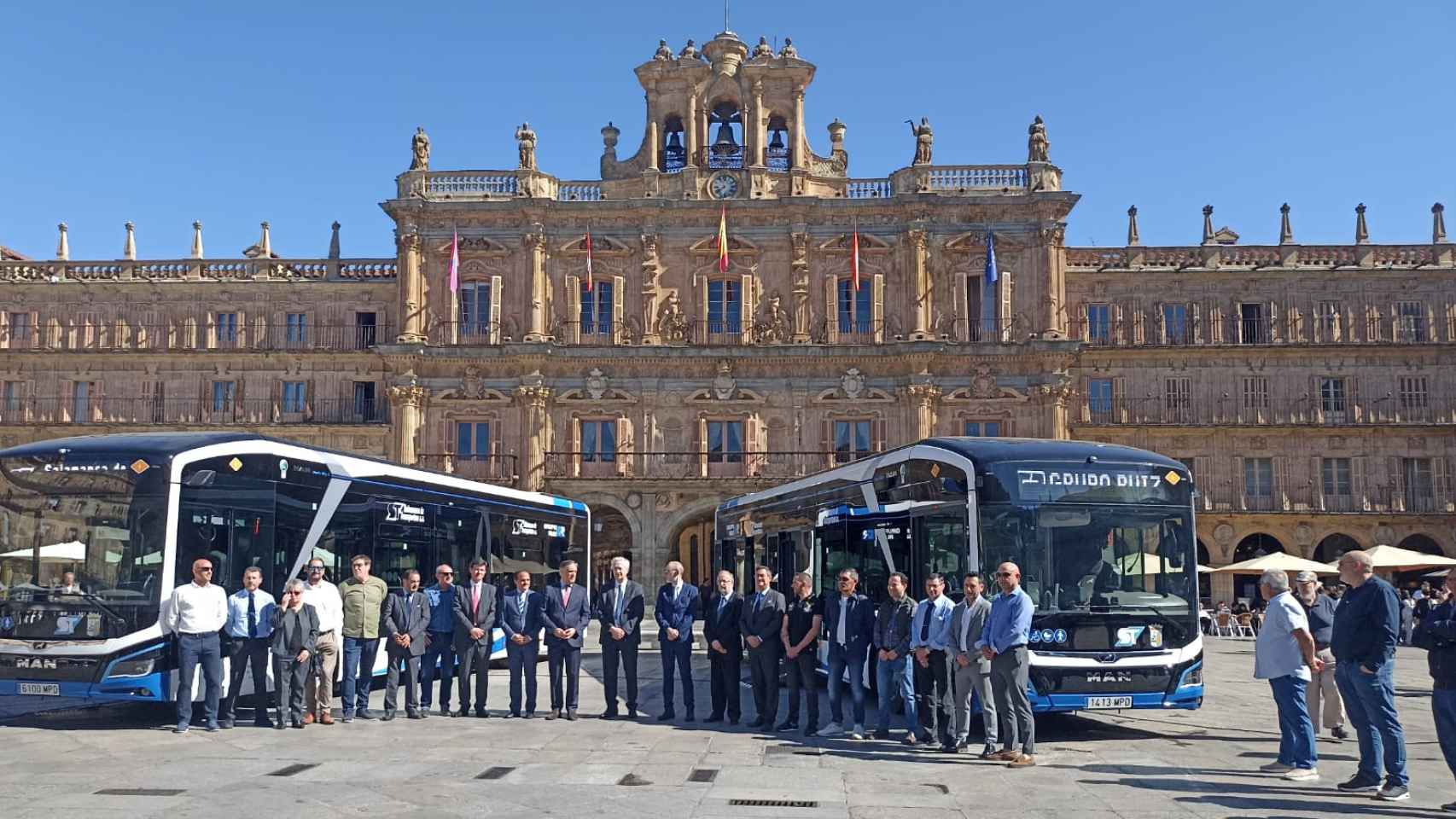 Presentación de los nuevos autobuses eléctricos del servicio de transporte urbano de Salamanca