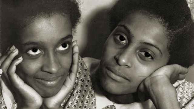 Consuelo Kanaga: 'Dos mujeres, Harlem', h. 1938. © Brooklyn Museum