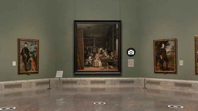 Sala 12 del Museo del Prado con Las Meninas digitalizadas