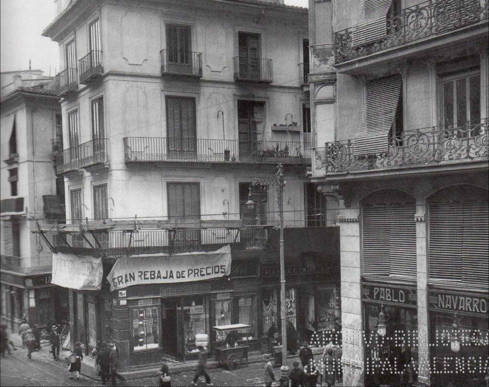 Imagen histórica de la calle San Vicente Mártir. EE