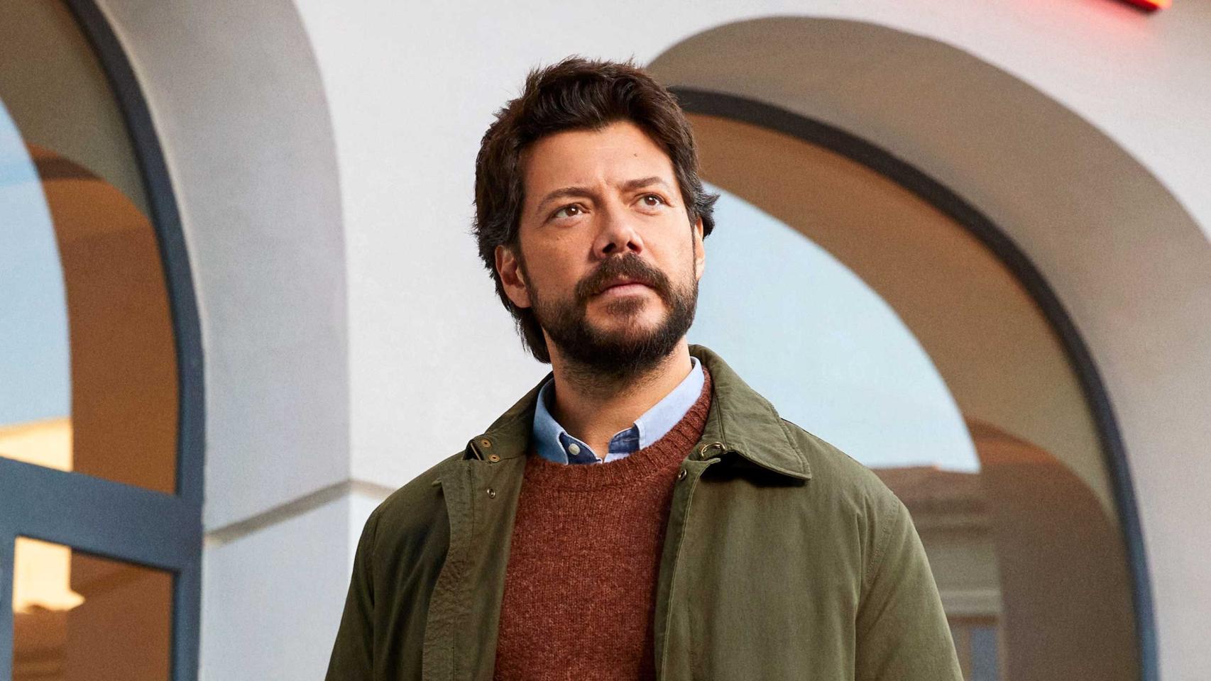 A qué se dedicaba el actor Álvaro Morte antes de salir en televisión y