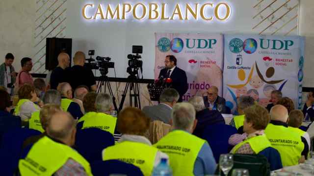 El PP que se vuelva a financiar la comida a domicilio para mayores en Castilla-La Mancha
