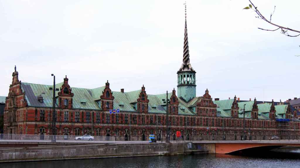 La Bolsa de Copenhague antes del incendio en una imagen de archivo.