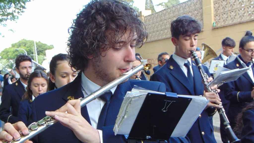 Daniel Clavijo es parte de la banda musical de Alhaurín.