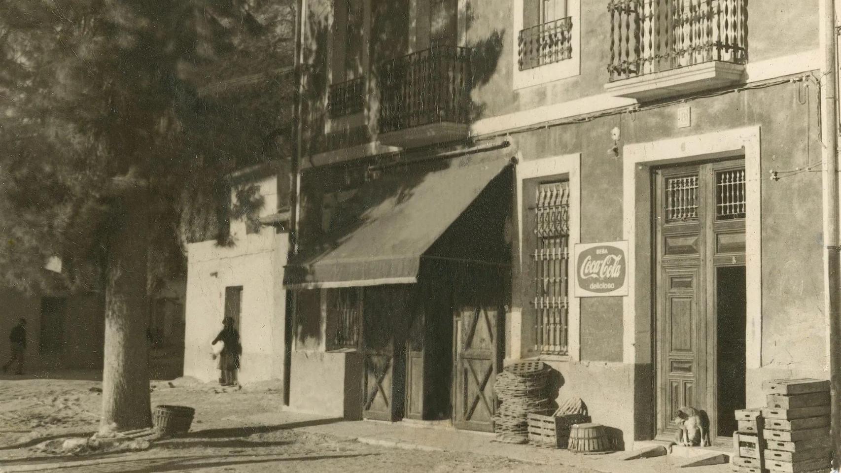 La tenda el Pi, en una foto antigua.