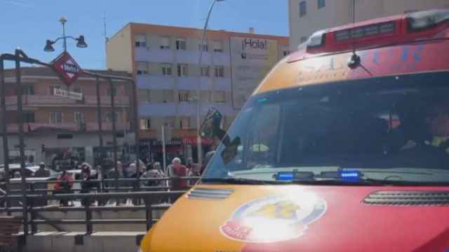 Una ambulancia en el Metro de Alto de Extremadura.