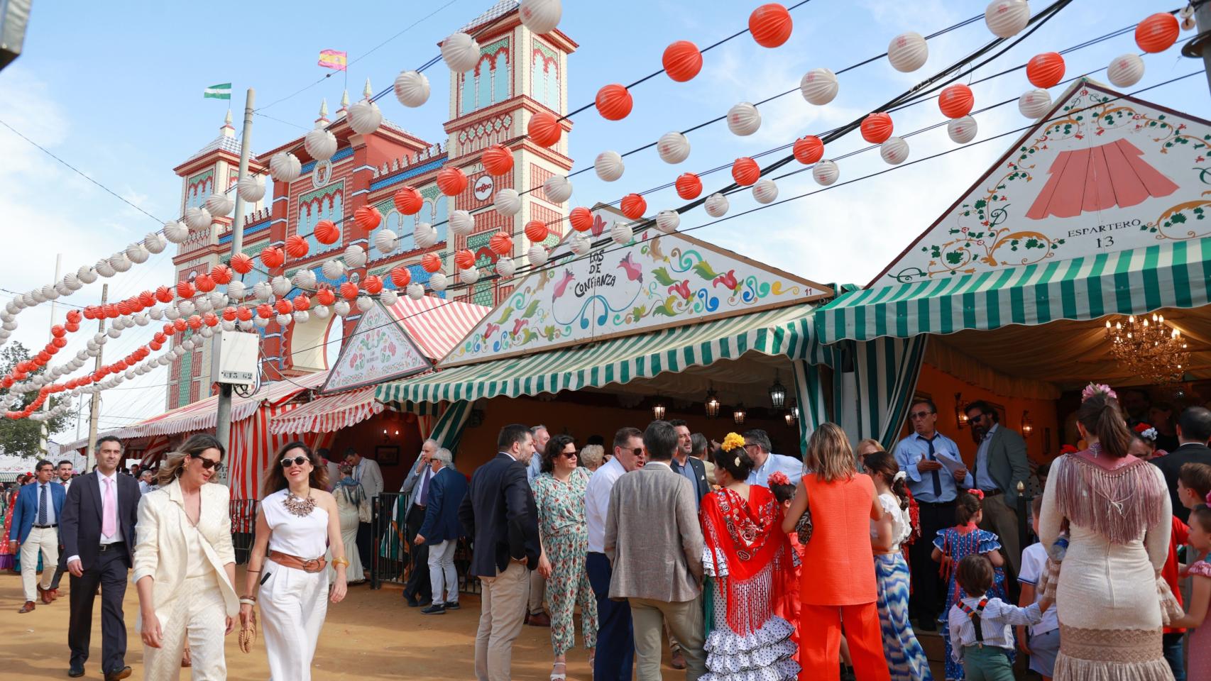 Jornada del miércoles festivo en la Feria.