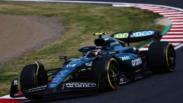 Fernando Alonso a bordo del Aston Martin en el GP de Japón de F1