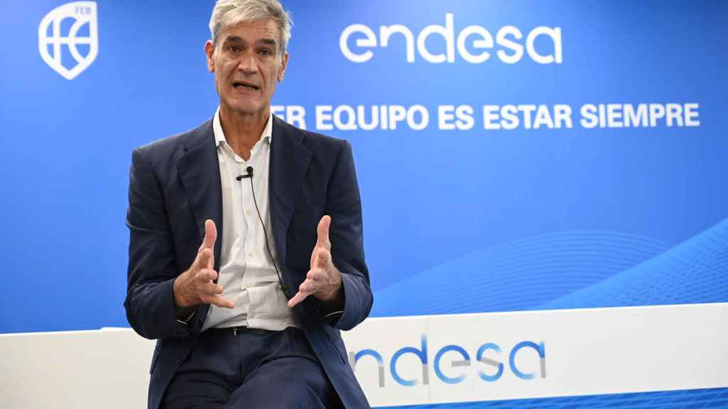 Antonio Martín, presidente de la ACB, en la renovación del acuerdo con Endesa