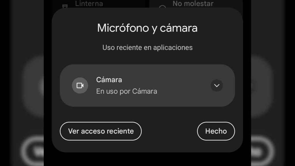 Menú de Android que muestra las apps que están usando la cámara del móvil