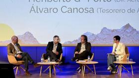 A CoruñaO director do Instituto Galego da Vivenda e Solo, Heriberto García, participa na mesa de debate Declaración de zonas tensionadas no marco do V Congreso Inmobiliario de Galicia, organizado pola Asociación Galega de Inmobiliarias.