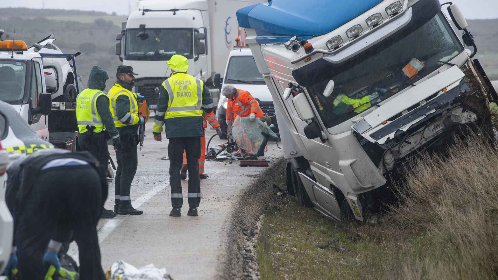 Accidente de tráfico en Ágreda (Soria) entre un camión y un turismo