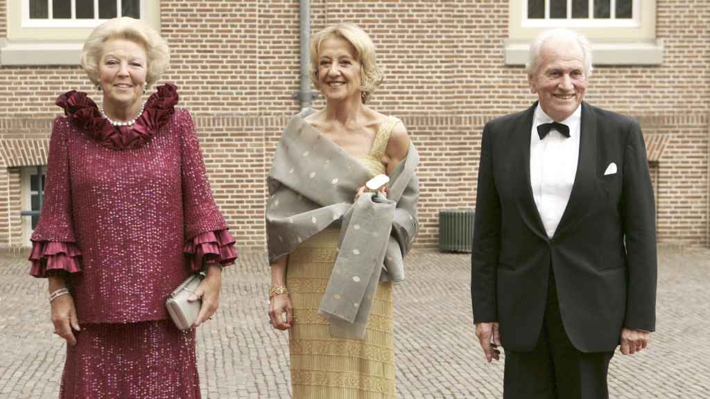 Los padres de Máxima con la reina Beatriz de Holanda. Países Bajos, 2007.