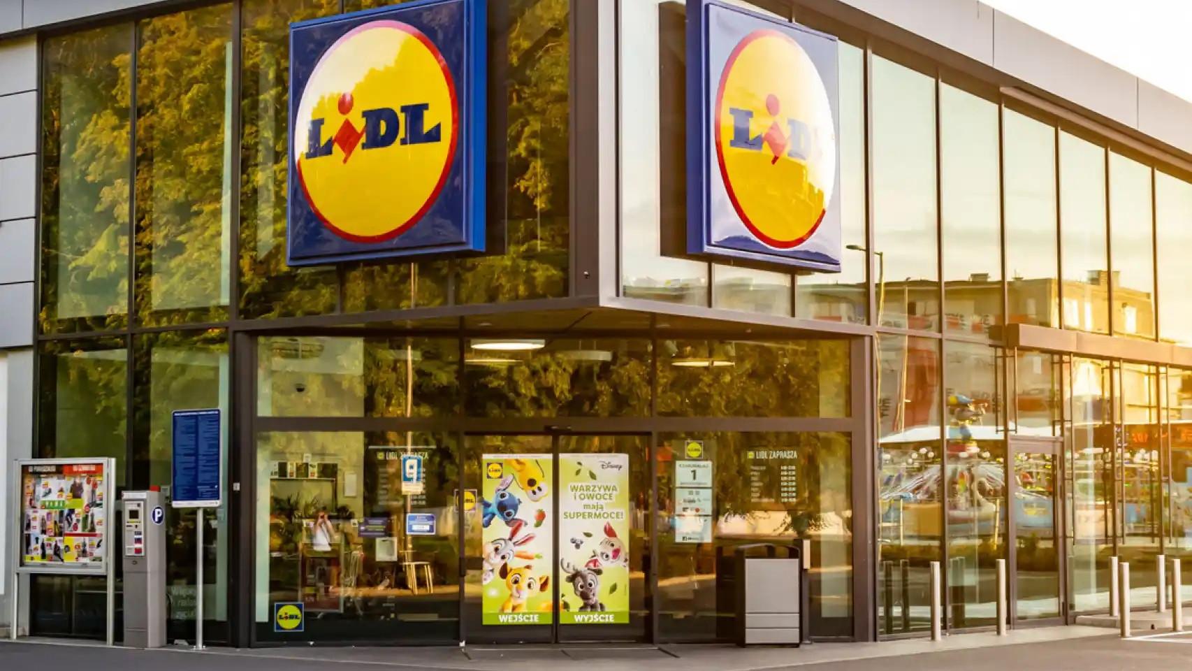 Fachada de Lidl.