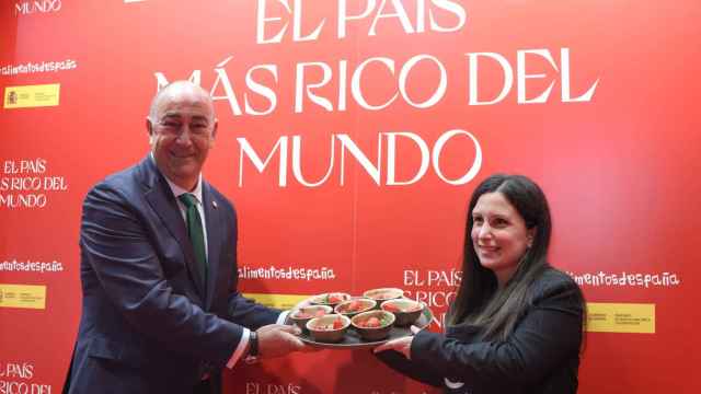 El presidente de la Diputación en el Salón Gourmets de Madrid