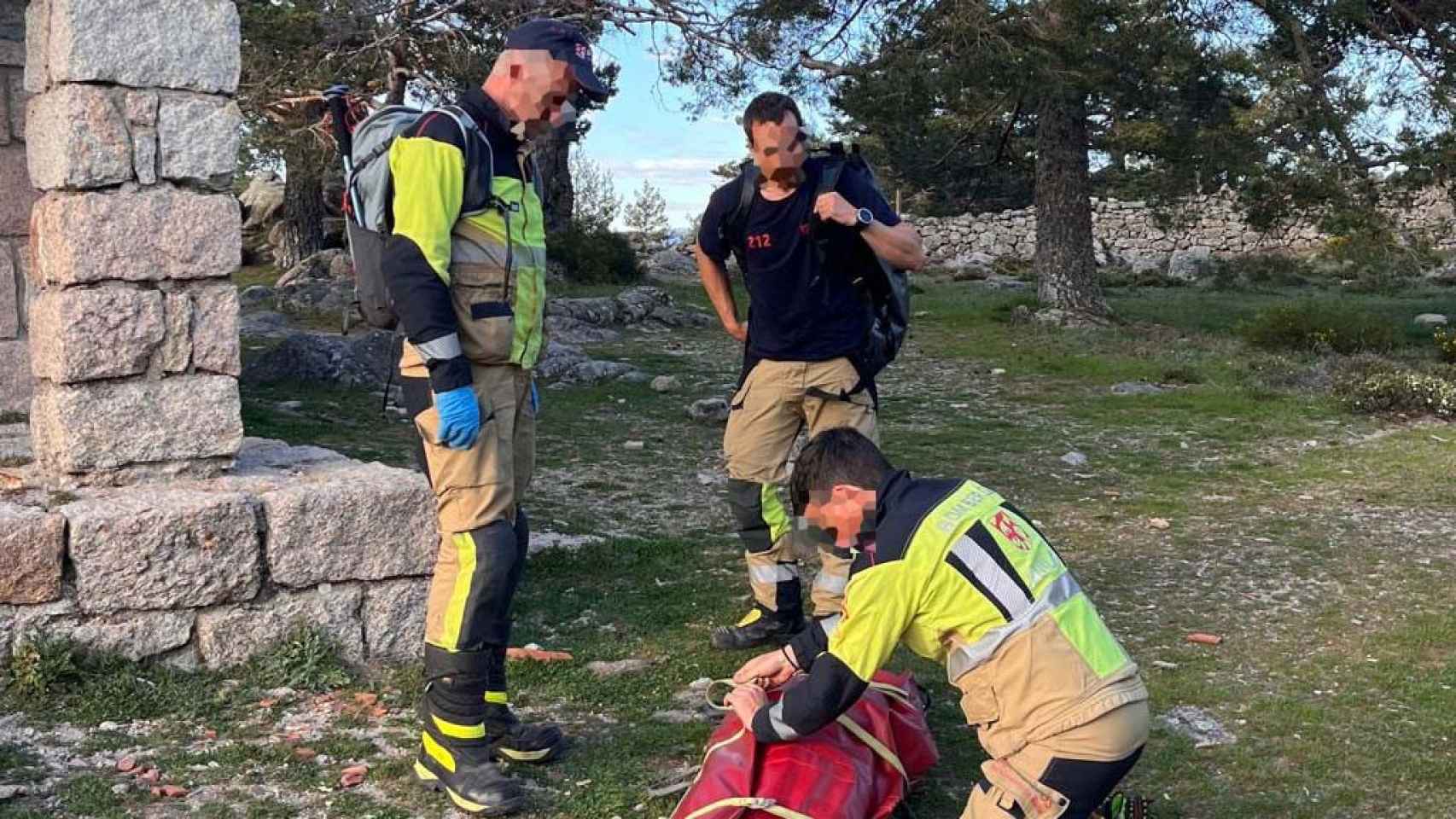 Imagen del rescate en la montaña de Ávila