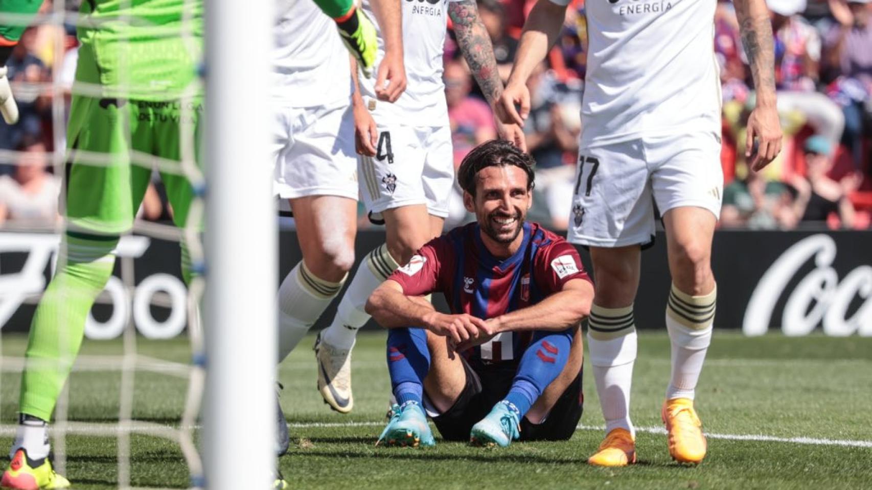 0-1. Glauder firma un triunfo de oro del Albacete en Elda en la pelea por no bajar