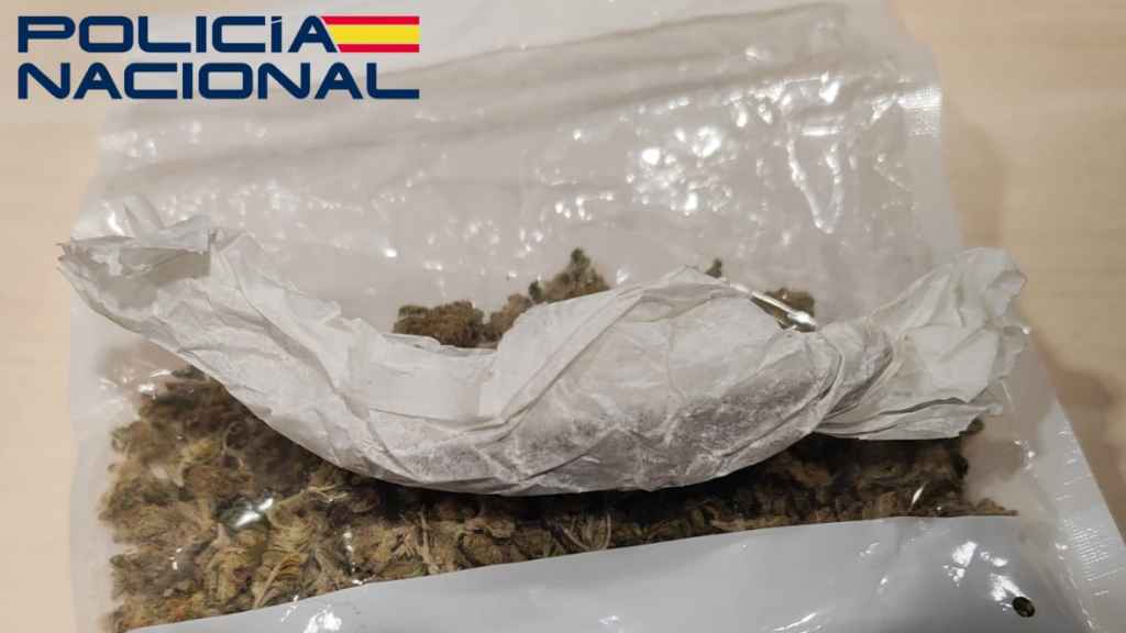 Drogas y efectos intervenidos por la Policía Nacional de Salamanca