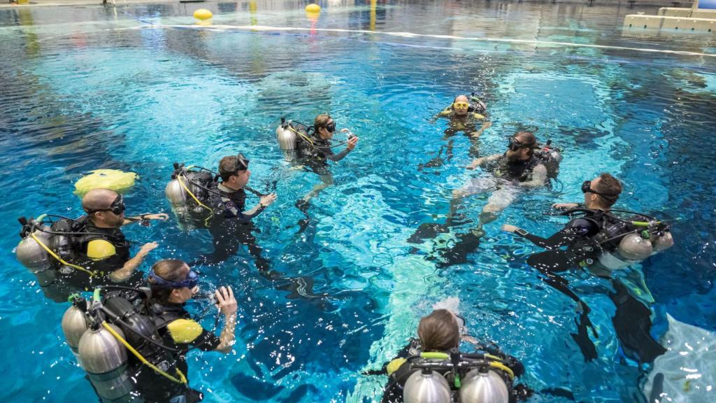 Formación básica para convertirse en astronautas